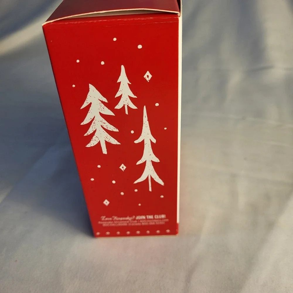 New 2015 Hallmark Ornament 